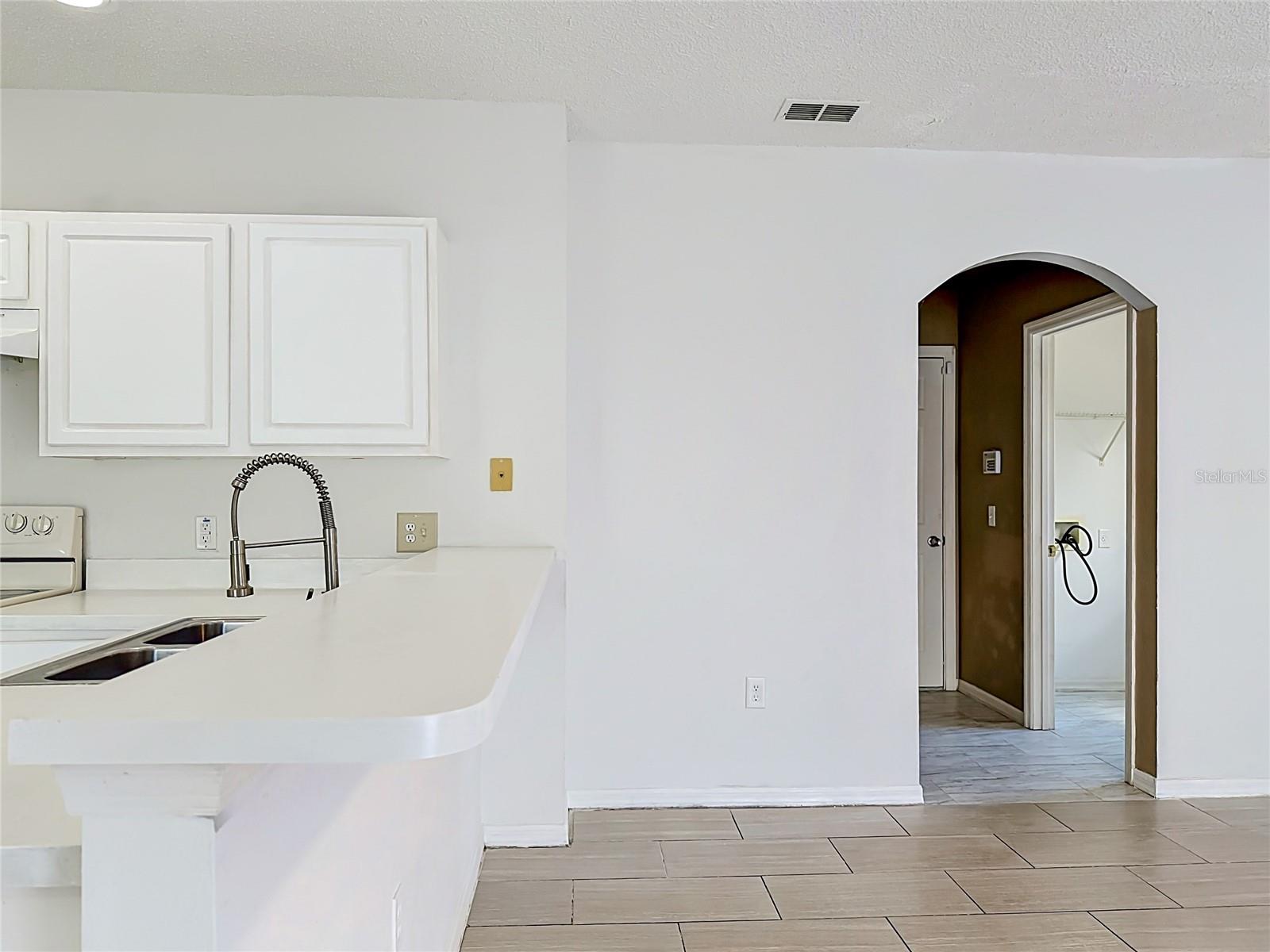 POINCIANA NBRHD 4 VIL 7 - Residential