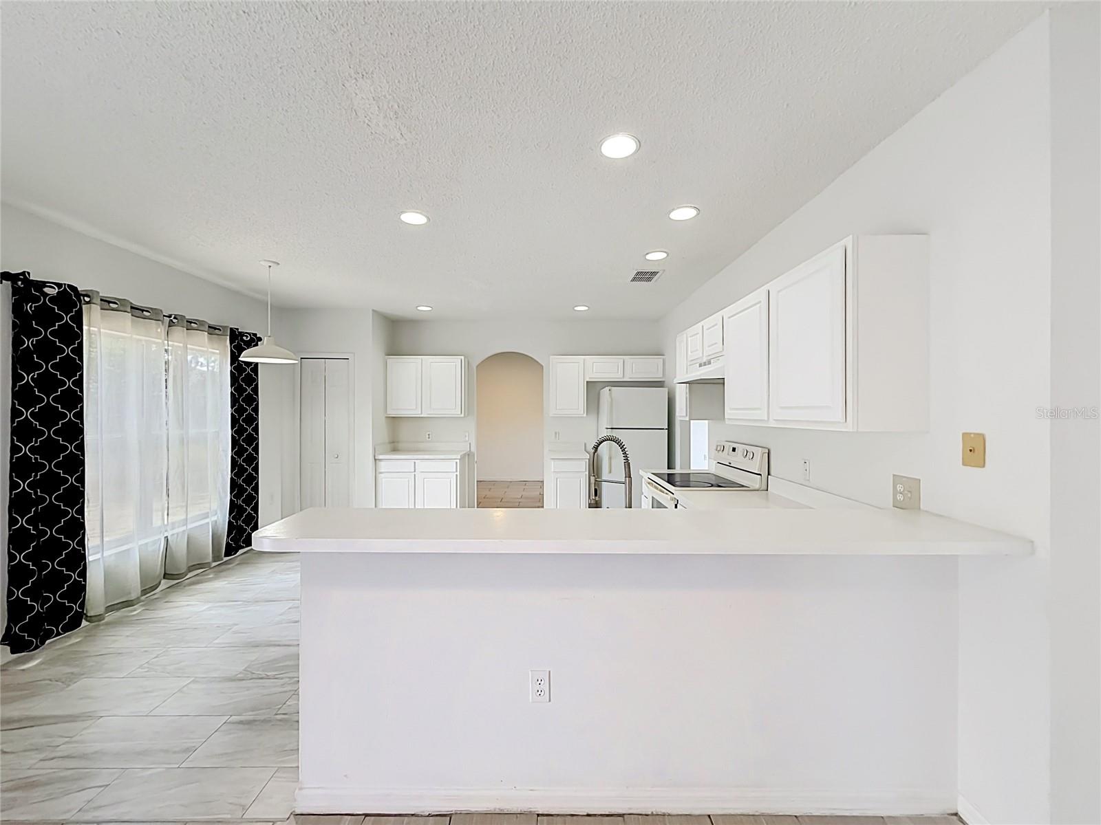POINCIANA NBRHD 4 VIL 7 - Residential