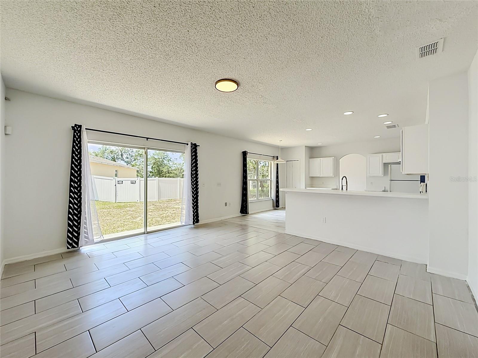 POINCIANA NBRHD 4 VIL 7 - Residential
