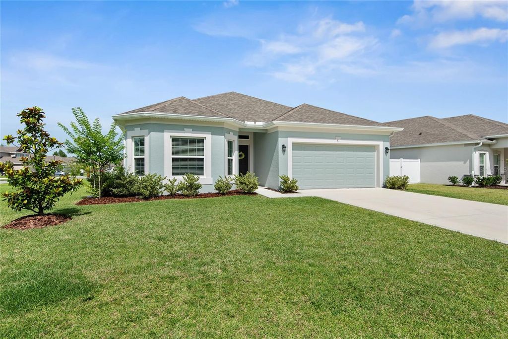 Photo of 51 Oakleaf Way, Palm Coast, FL 32137 (MLS # FC314698)