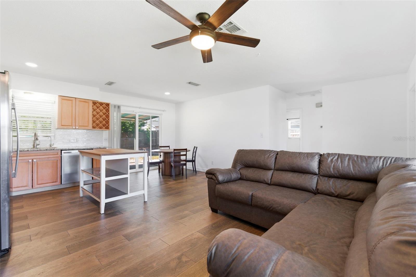 BAY RIDGE TERRACE UNIT 5 1ST ADD - Residential