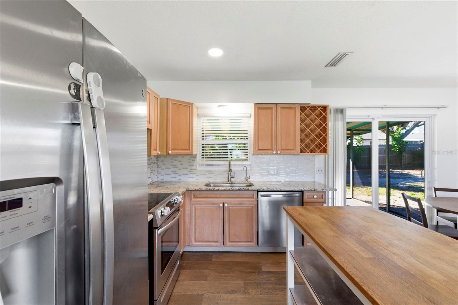 BAY RIDGE TERRACE UNIT 5 1ST ADD - Residential