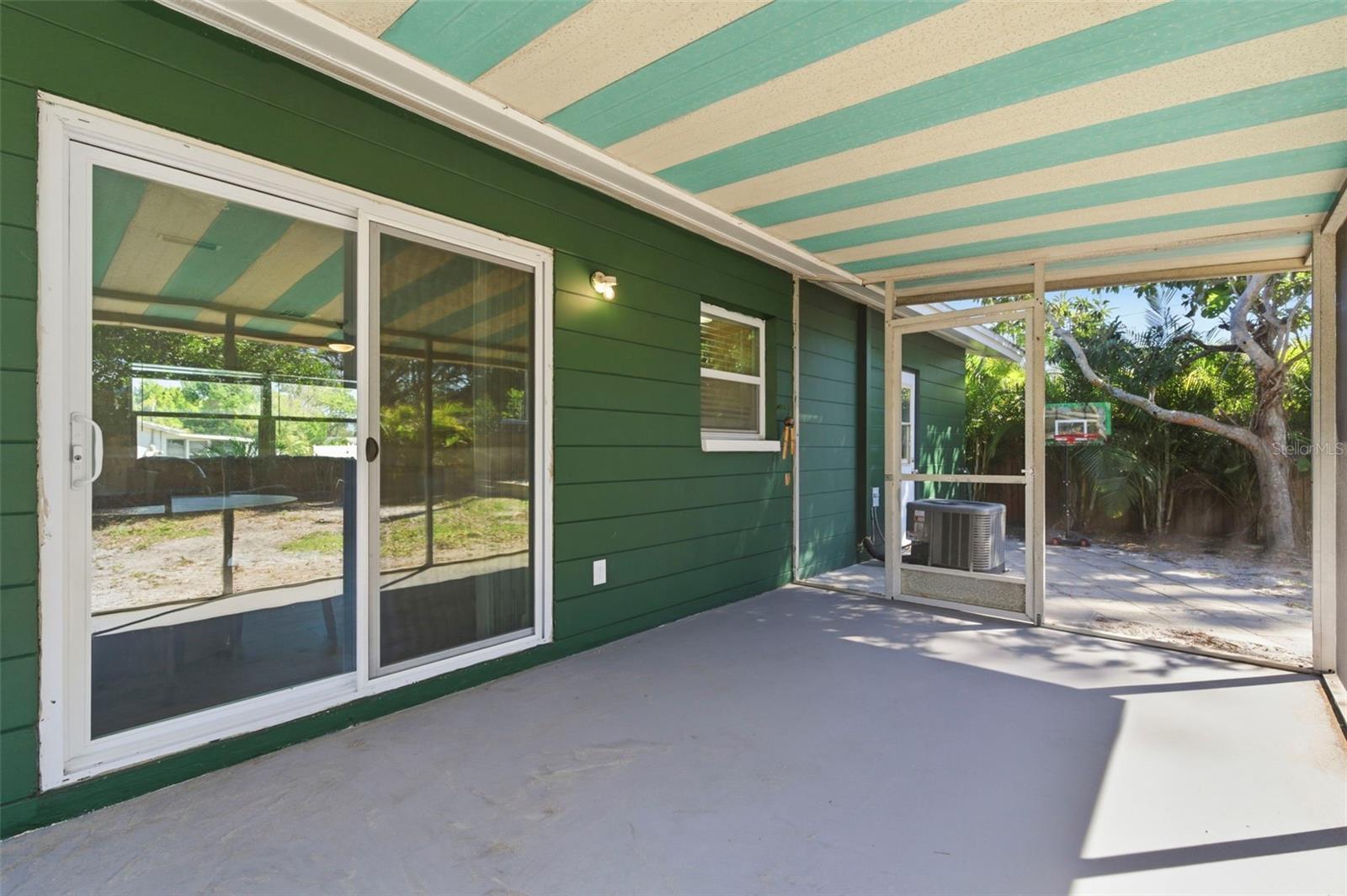 BAY RIDGE TERRACE UNIT 5 1ST ADD - Residential