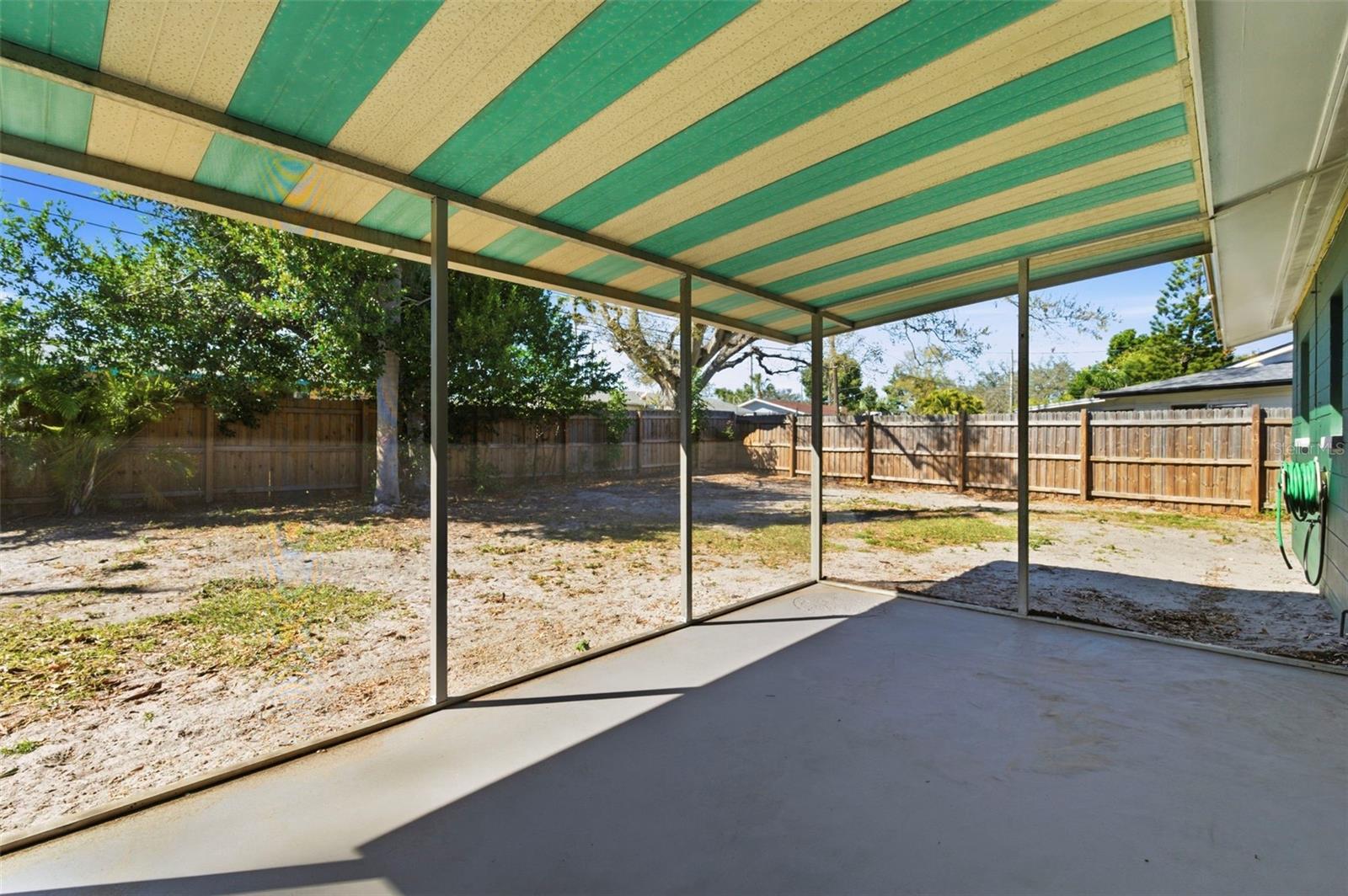 BAY RIDGE TERRACE UNIT 5 1ST ADD - Residential