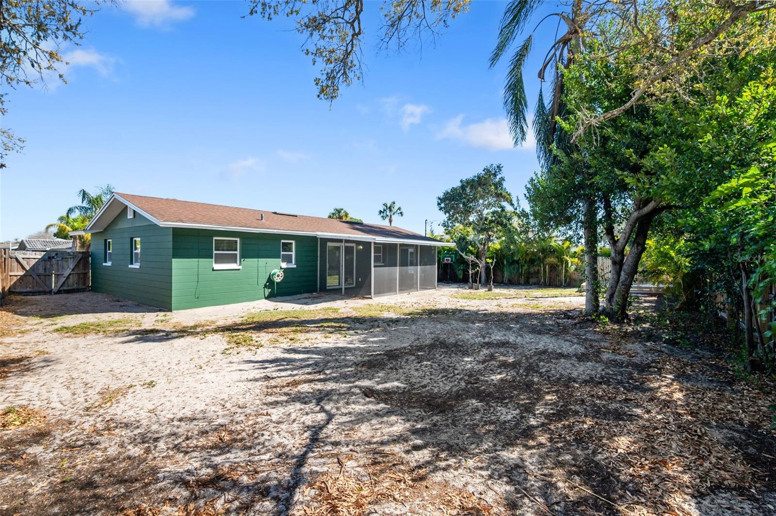 BAY RIDGE TERRACE UNIT 5 1ST ADD - Residential