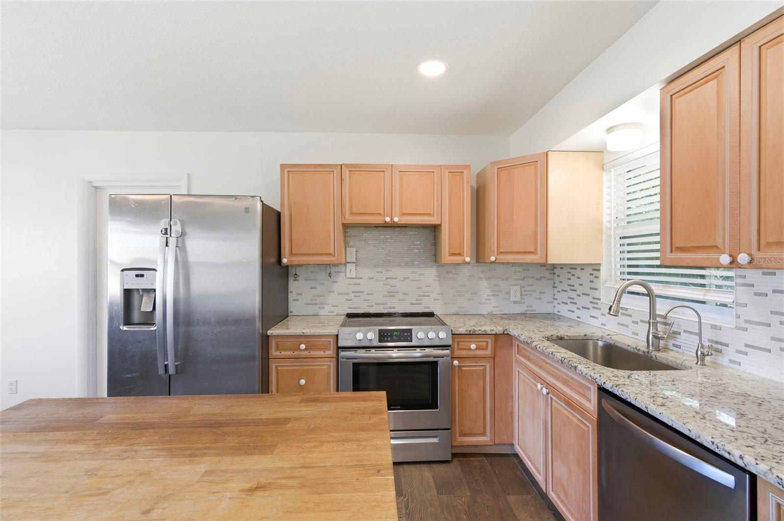 BAY RIDGE TERRACE UNIT 5 1ST ADD - Residential