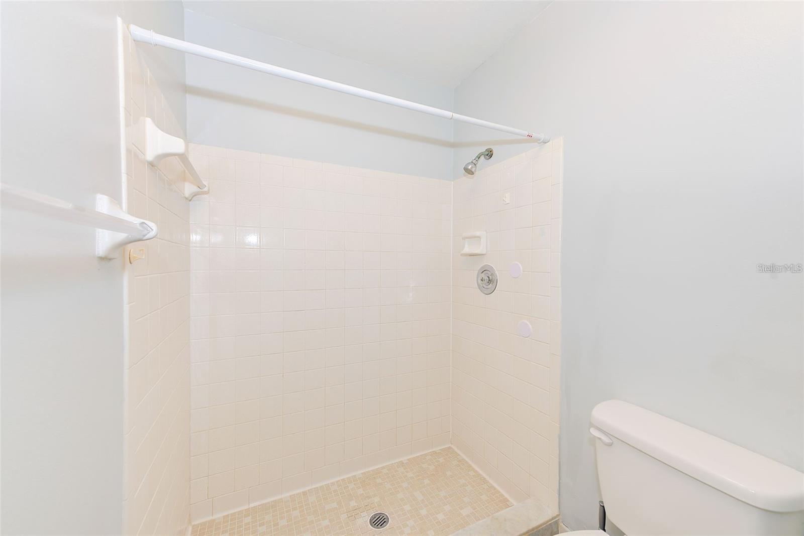 FOX CHASE WEST CONDO - Residential Lease