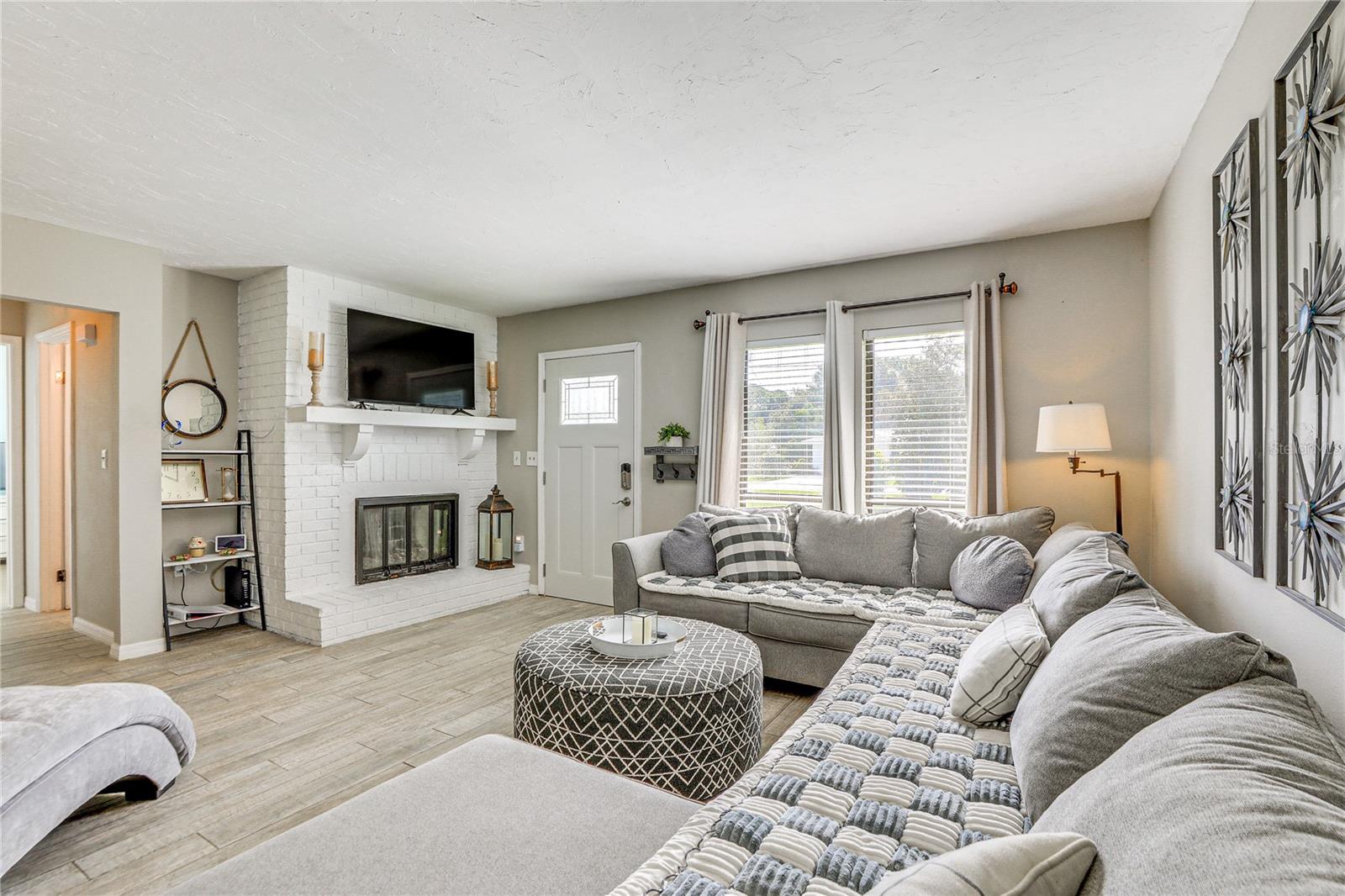 MANASOTA LAND & TIMBER CO - Residential