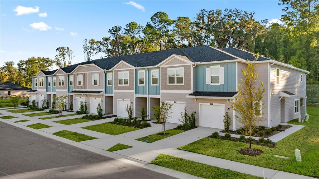 Photo of 16328 NW 145th Drive, Alachua, FL 32615 (MLS # O6369836)