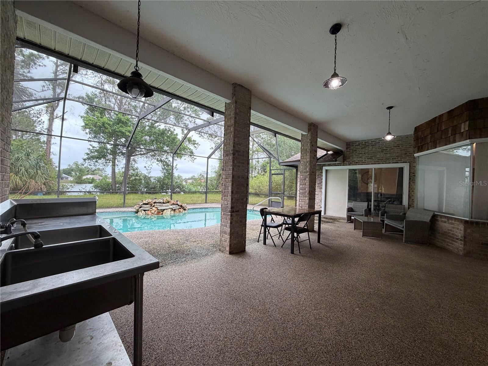 FOREST GROVE BUS CENTER - Residential