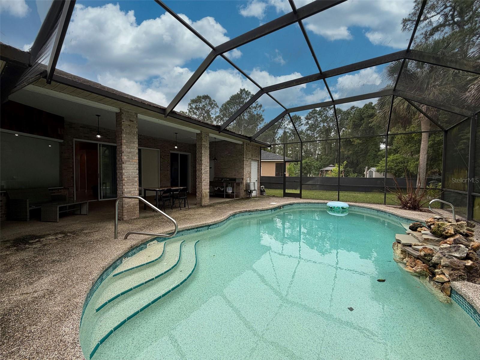 FOREST GROVE BUS CENTER - Residential