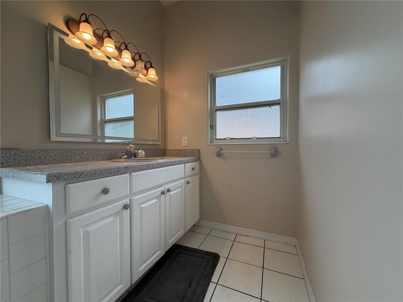 FOREST GROVE BUS CENTER - Residential