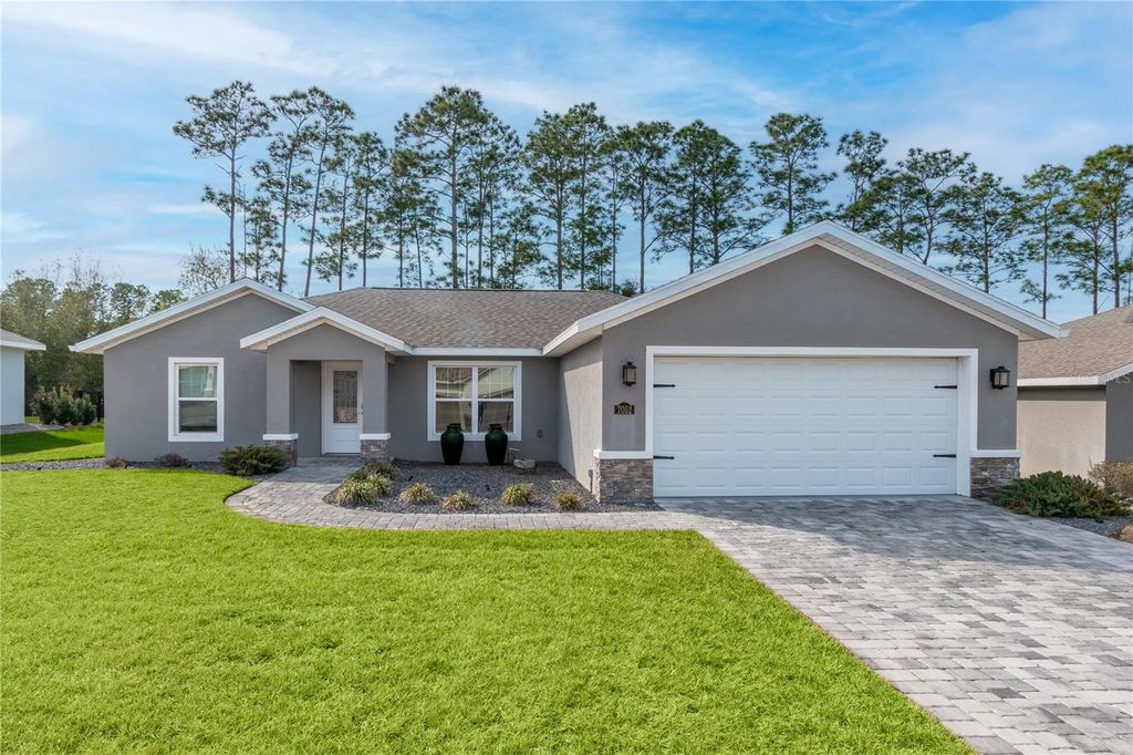 Photo of 7052 SW 179th Court Road, Dunnellon, FL 34432 (MLS # OM722406)