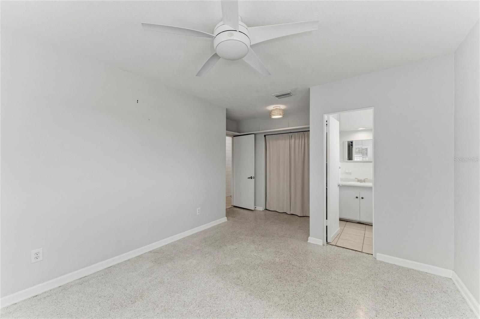 CHANNEL ACRES - Residential