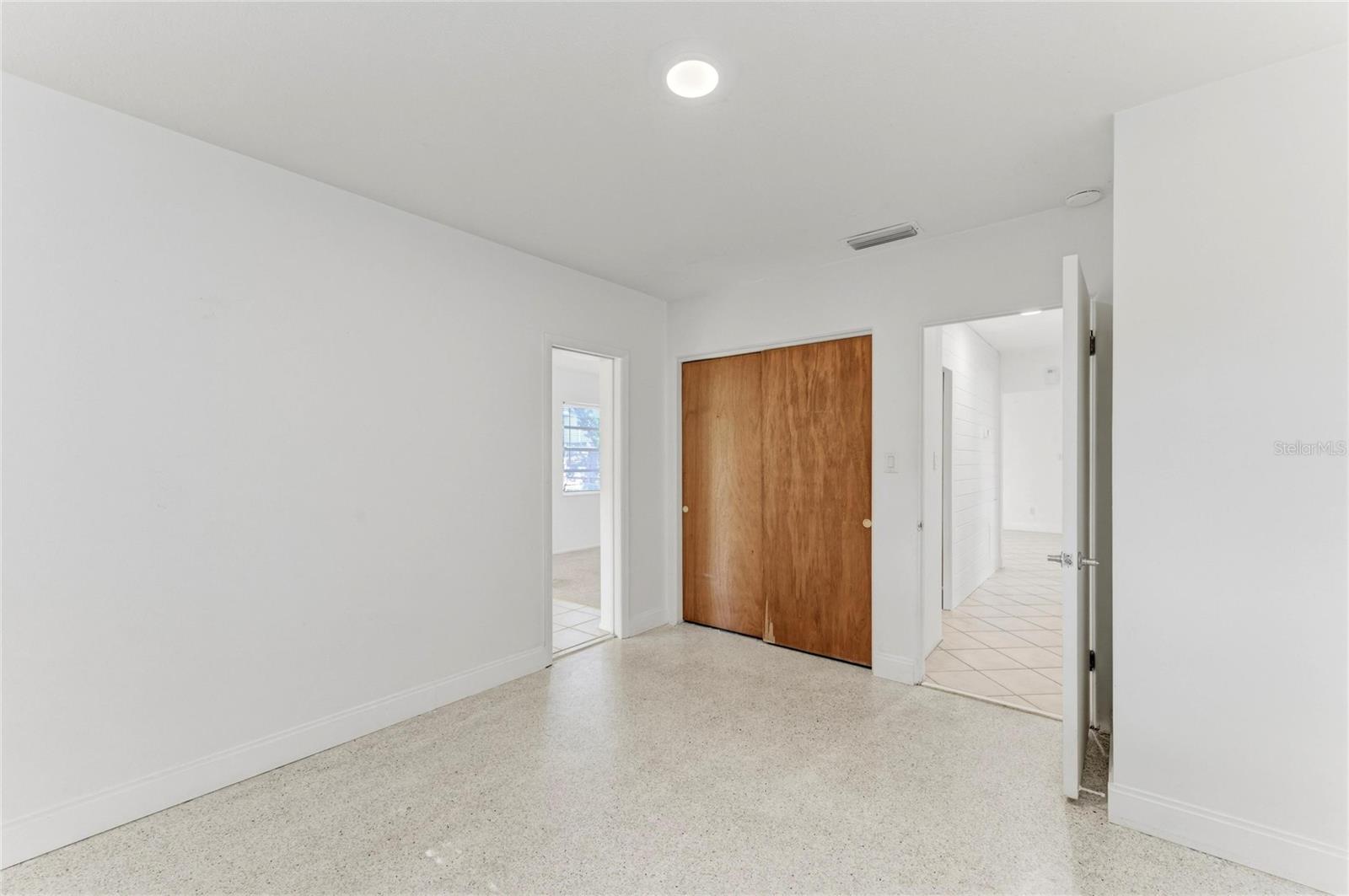 CHANNEL ACRES - Residential