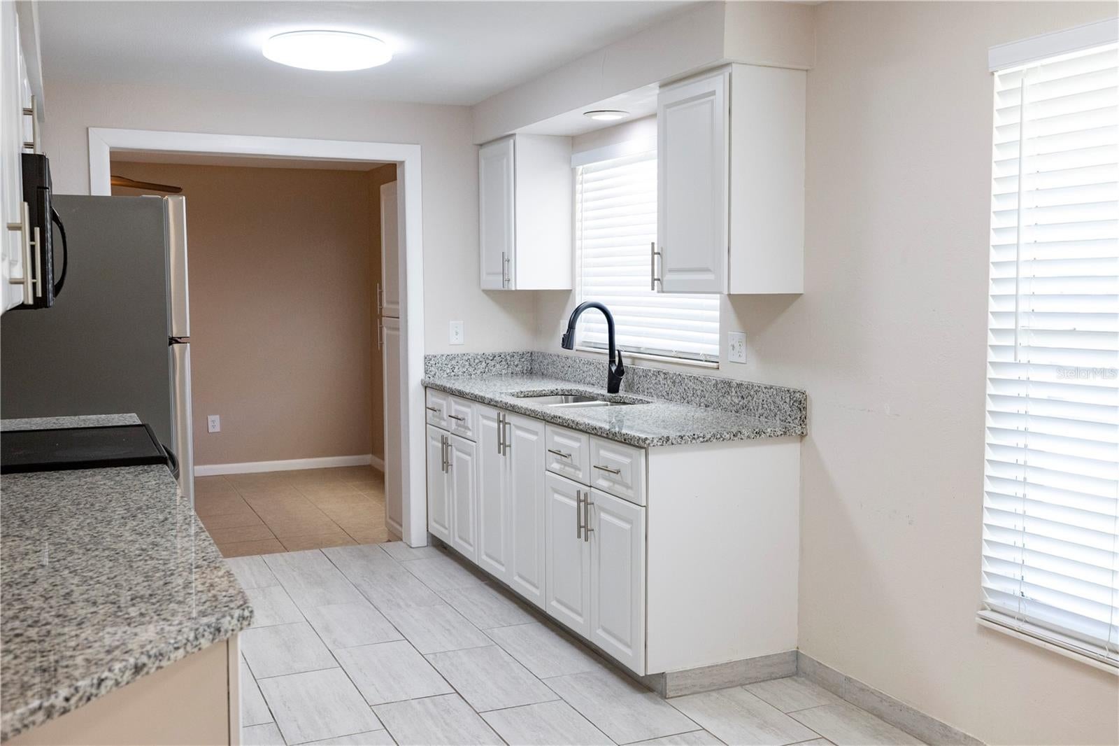 5333 DUNCANWOOD DRIVE