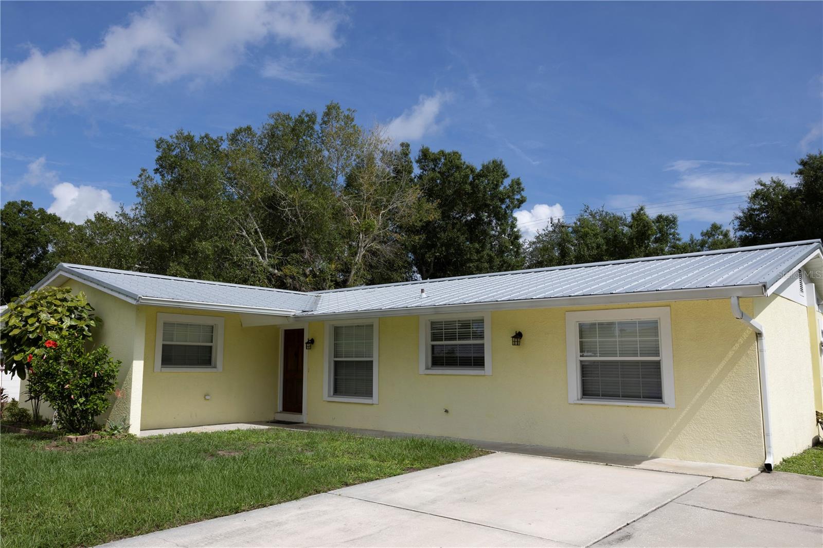 5333 DUNCANWOOD DRIVE