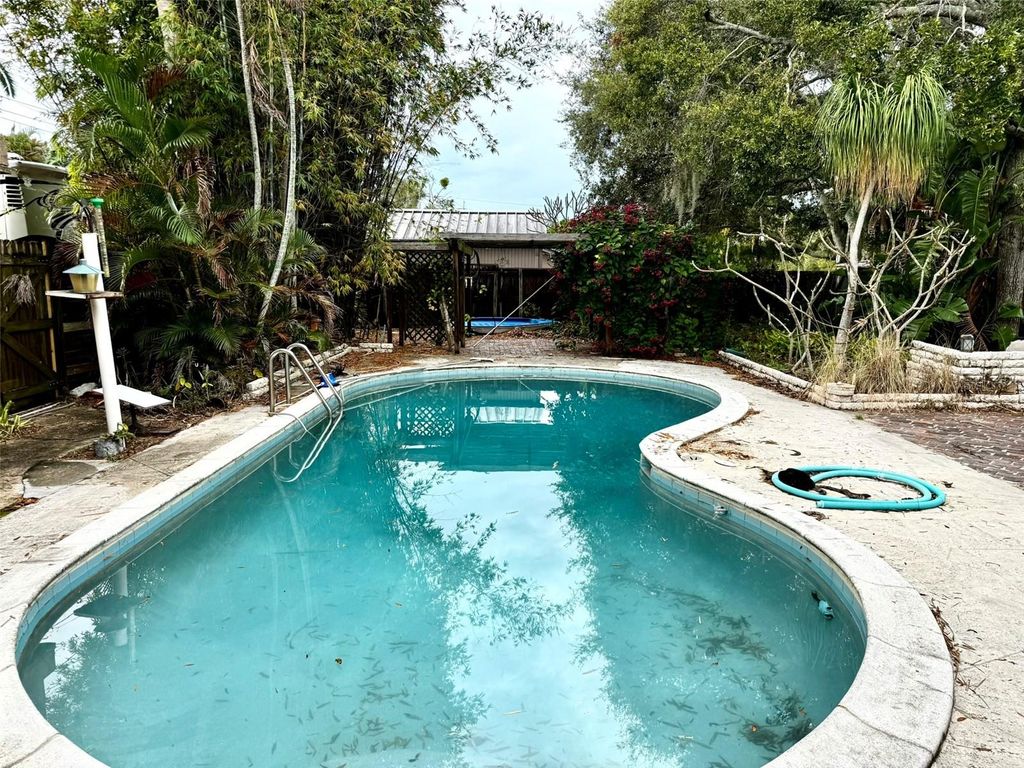 Photo of 1407 Tampa Road, Palm Harbor, FL 34683 (MLS # TB8455394)