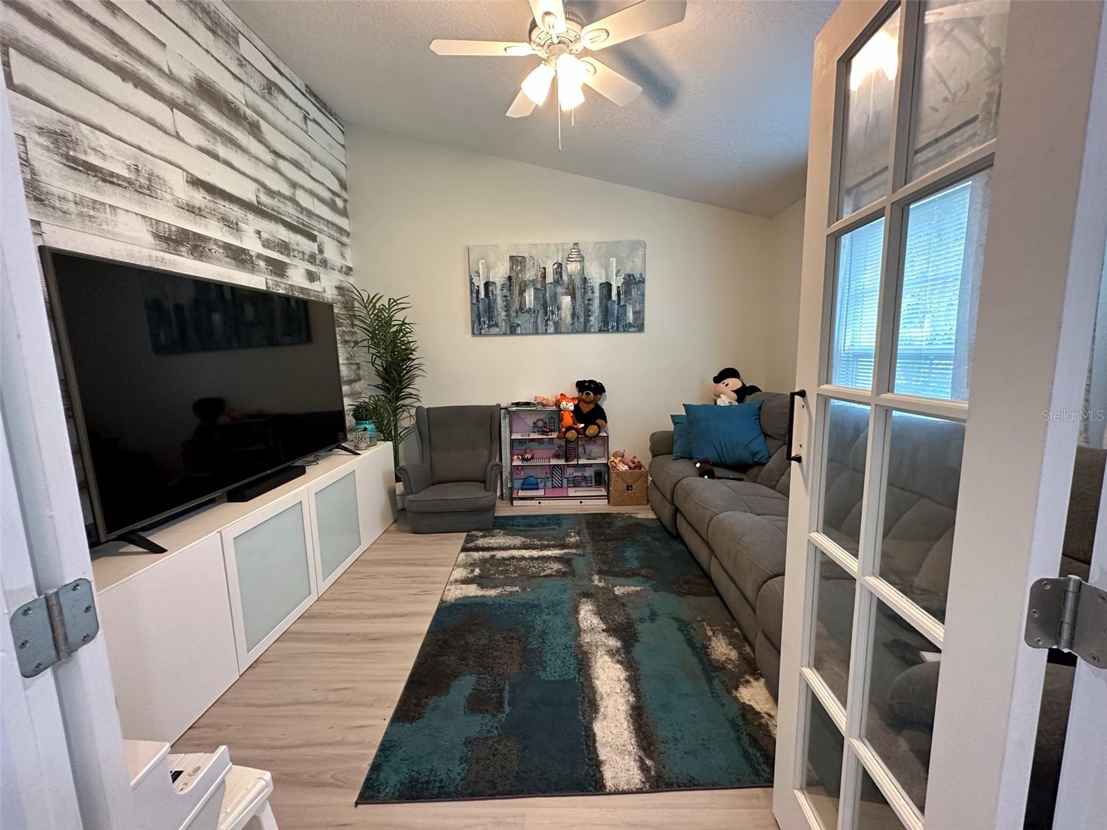 9830 WATER FERN CIRCLE