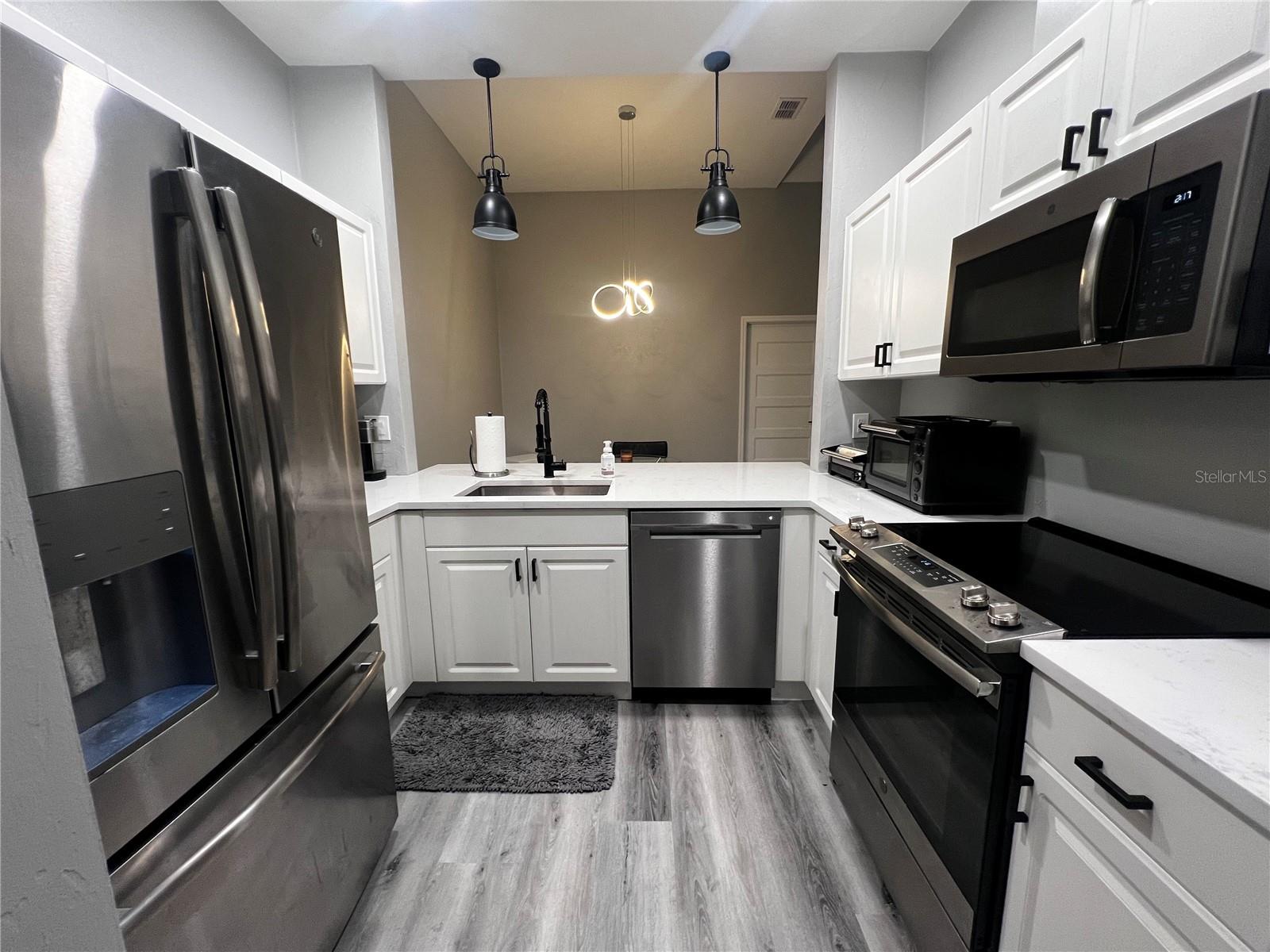 CONNEMARA CONDO - Residential Lease