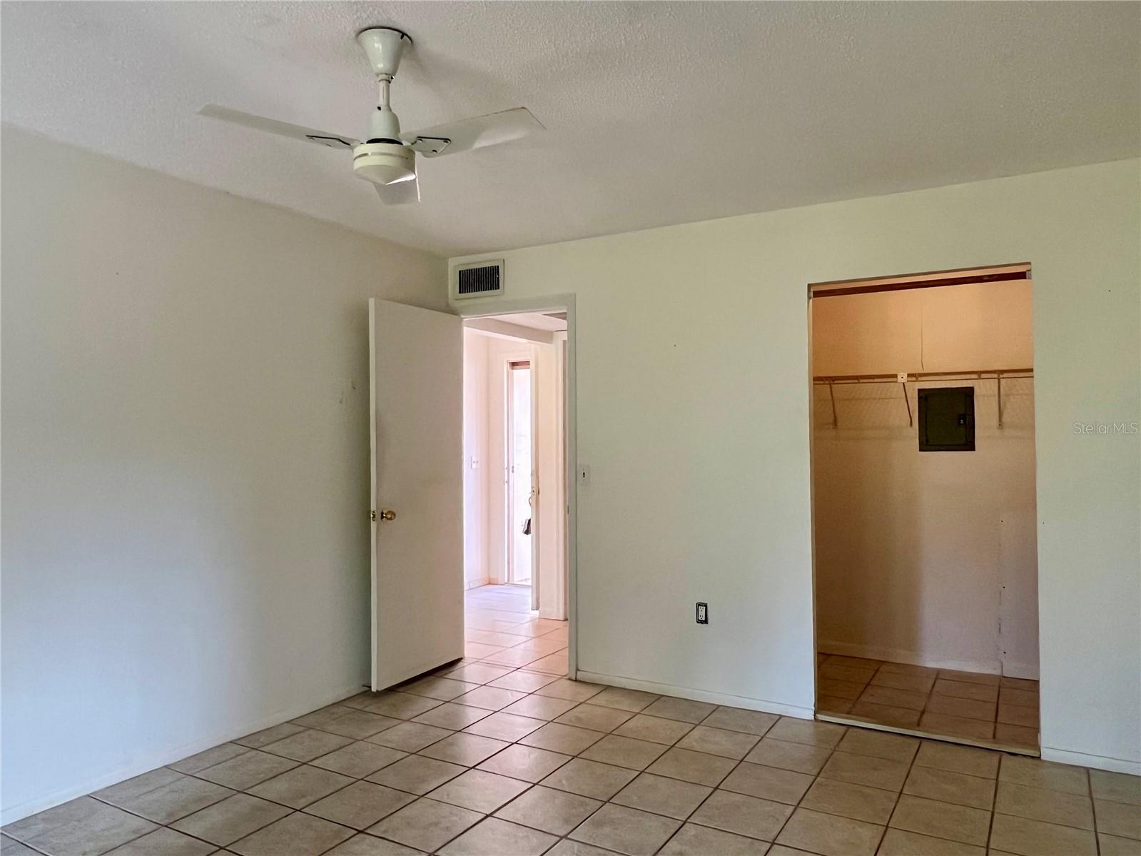 MISSION HILLS CONDO - Residential