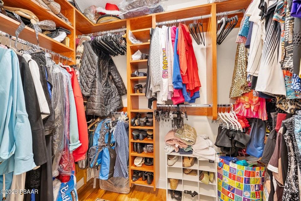 HALIFAX LANDING - Residential