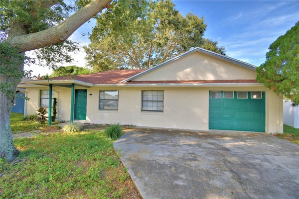 373 LAKE DAISY CIR, WINTER HAVEN, FL 33884 - Image 79ee6dfcd6da470080d24162dbf4a641/2184886521