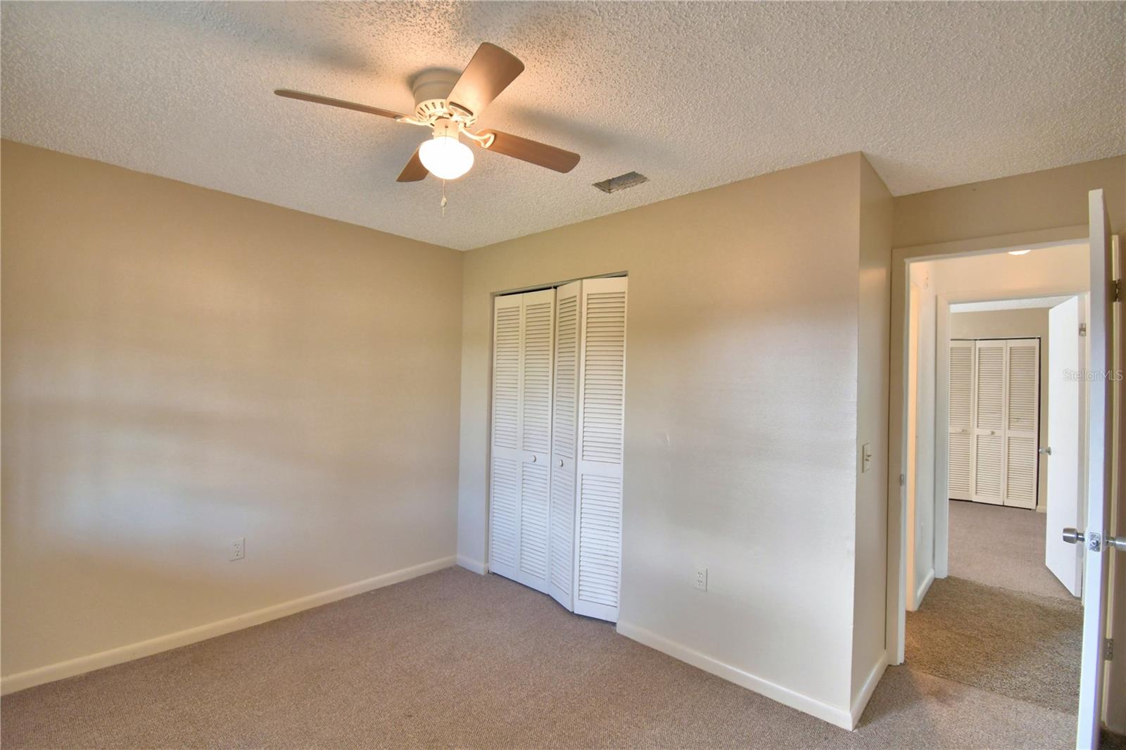 LAKE DAISY ESTATES - Residential