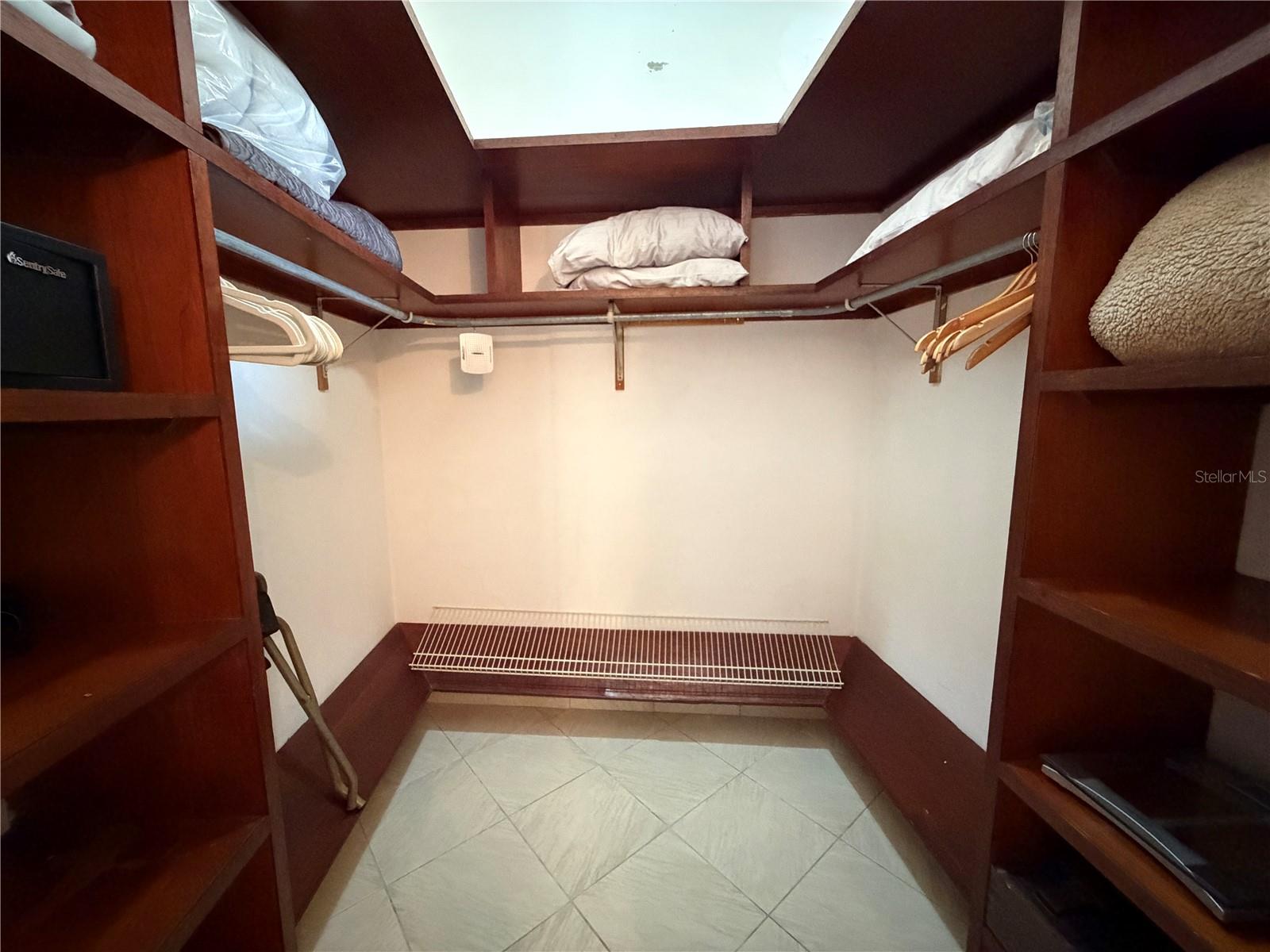 PARAISO DE SANTA BARBARA - Residential