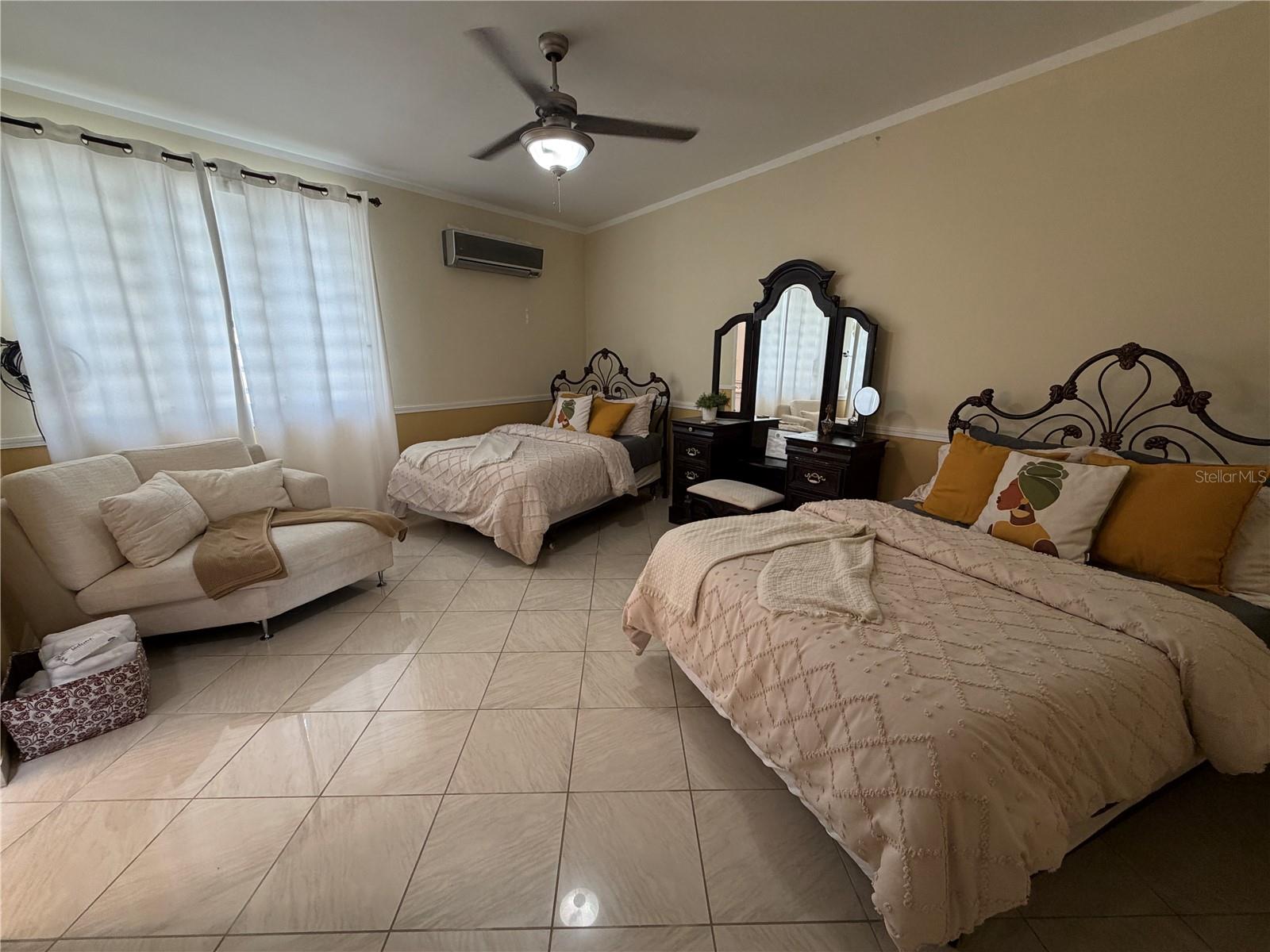 PARAISO DE SANTA BARBARA - Residential