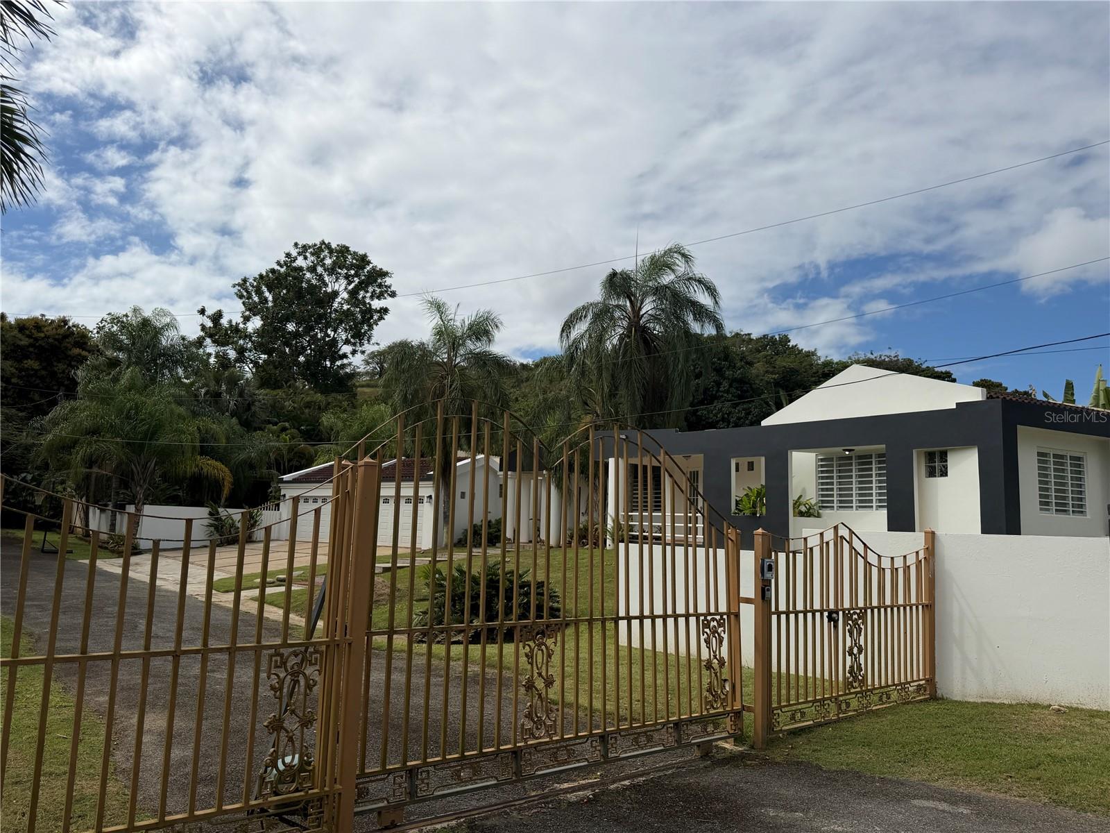 PARAISO DE SANTA BARBARA - Residential