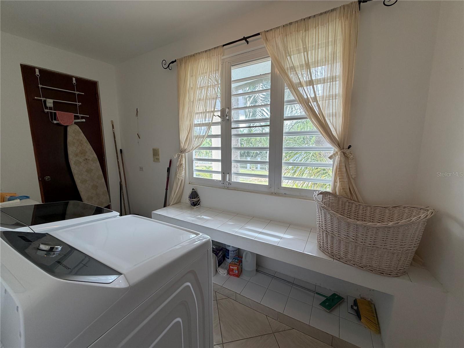 PARAISO DE SANTA BARBARA - Residential