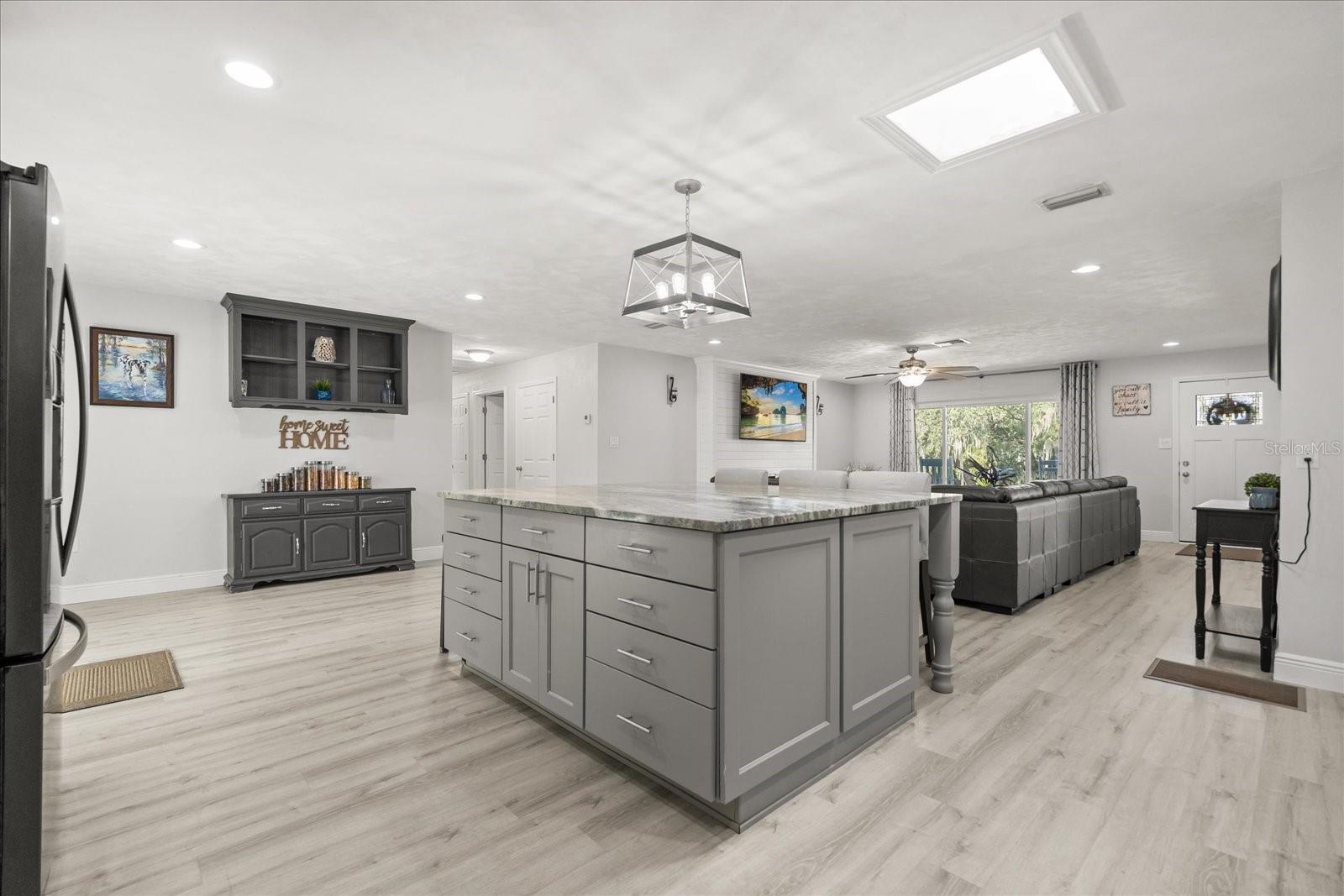 TAVARES MINNETONKA - Residential