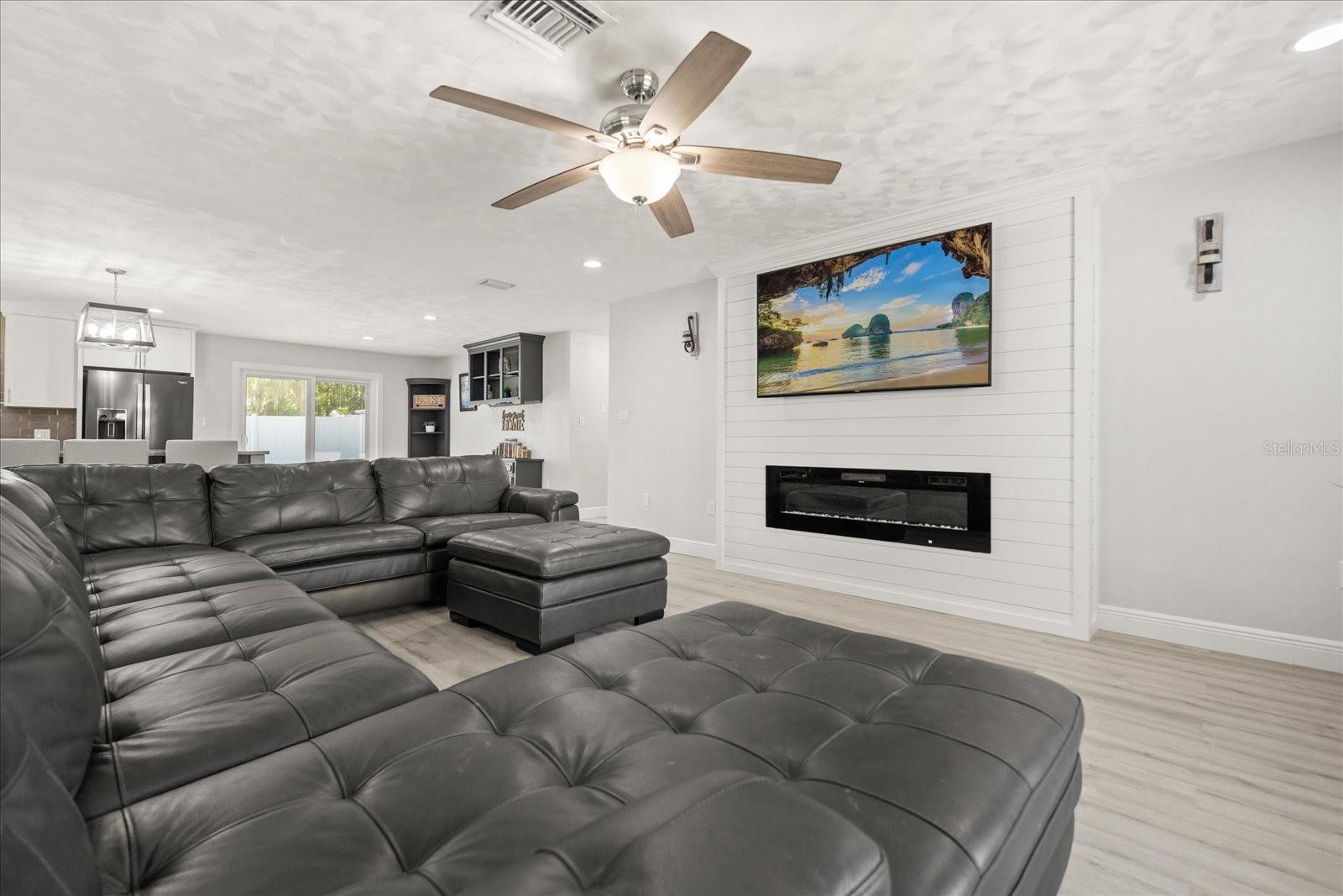 TAVARES MINNETONKA - Residential