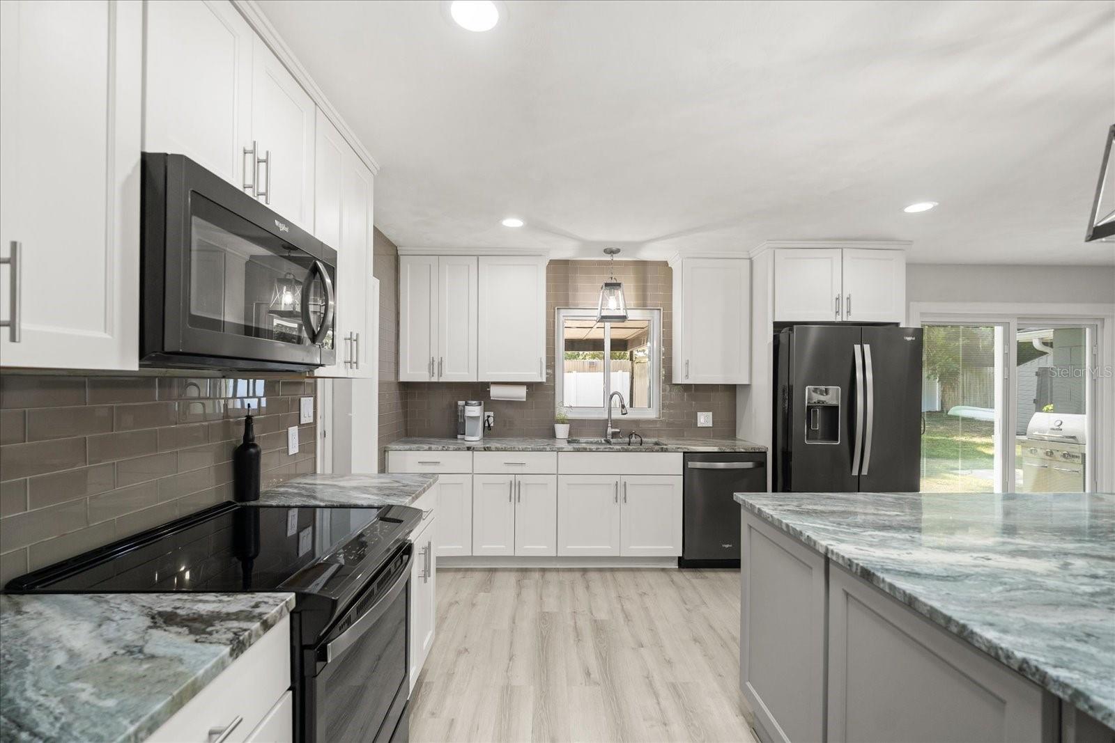 TAVARES MINNETONKA - Residential