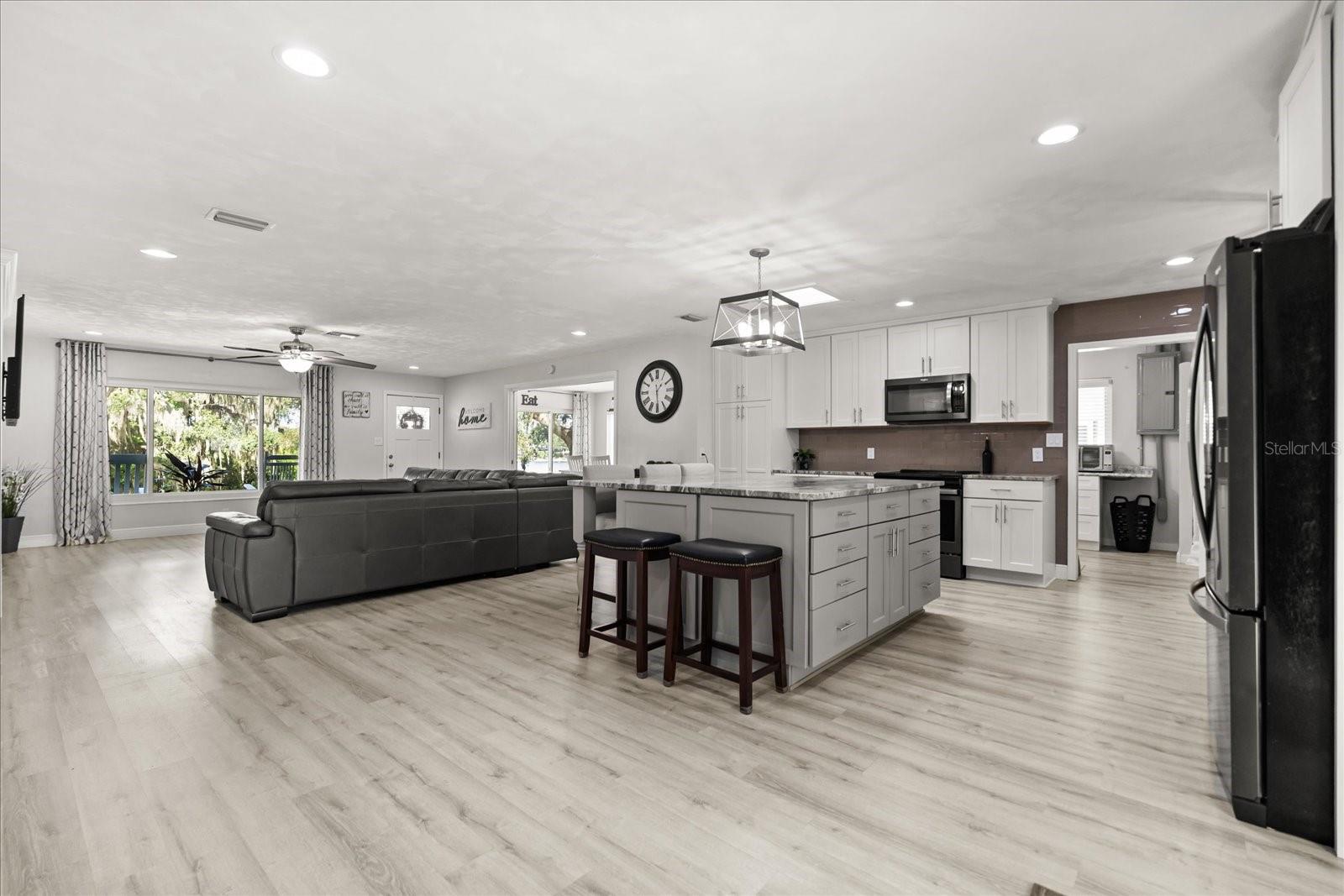 TAVARES MINNETONKA - Residential