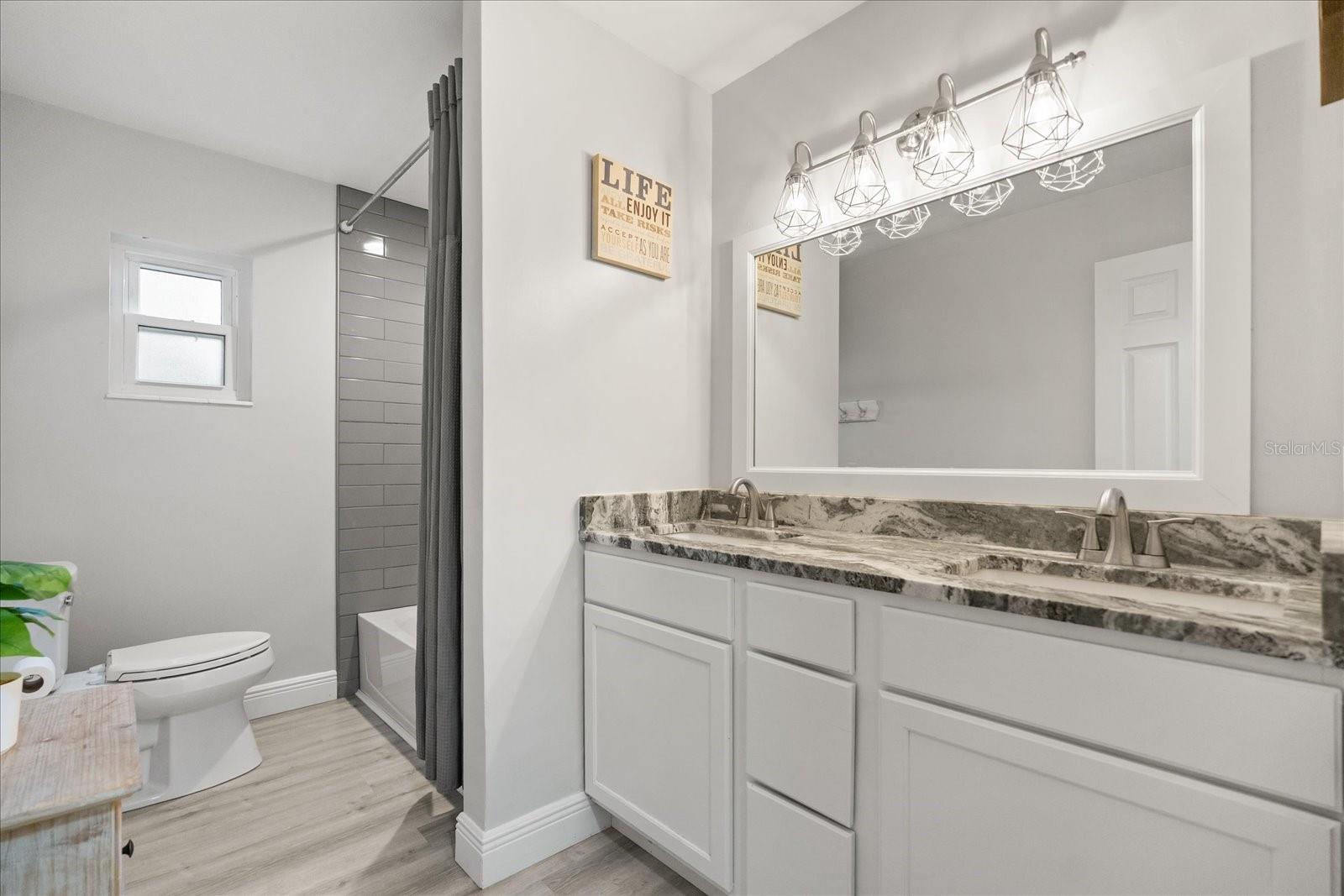 TAVARES MINNETONKA - Residential