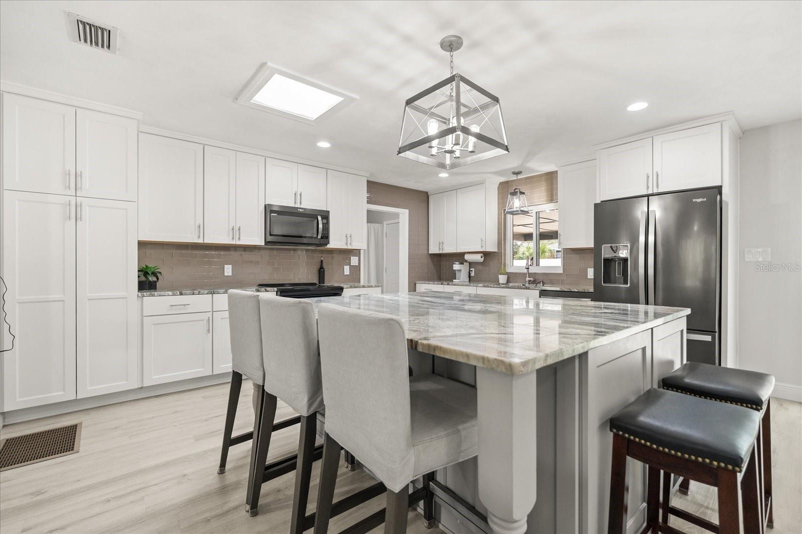 TAVARES MINNETONKA - Residential