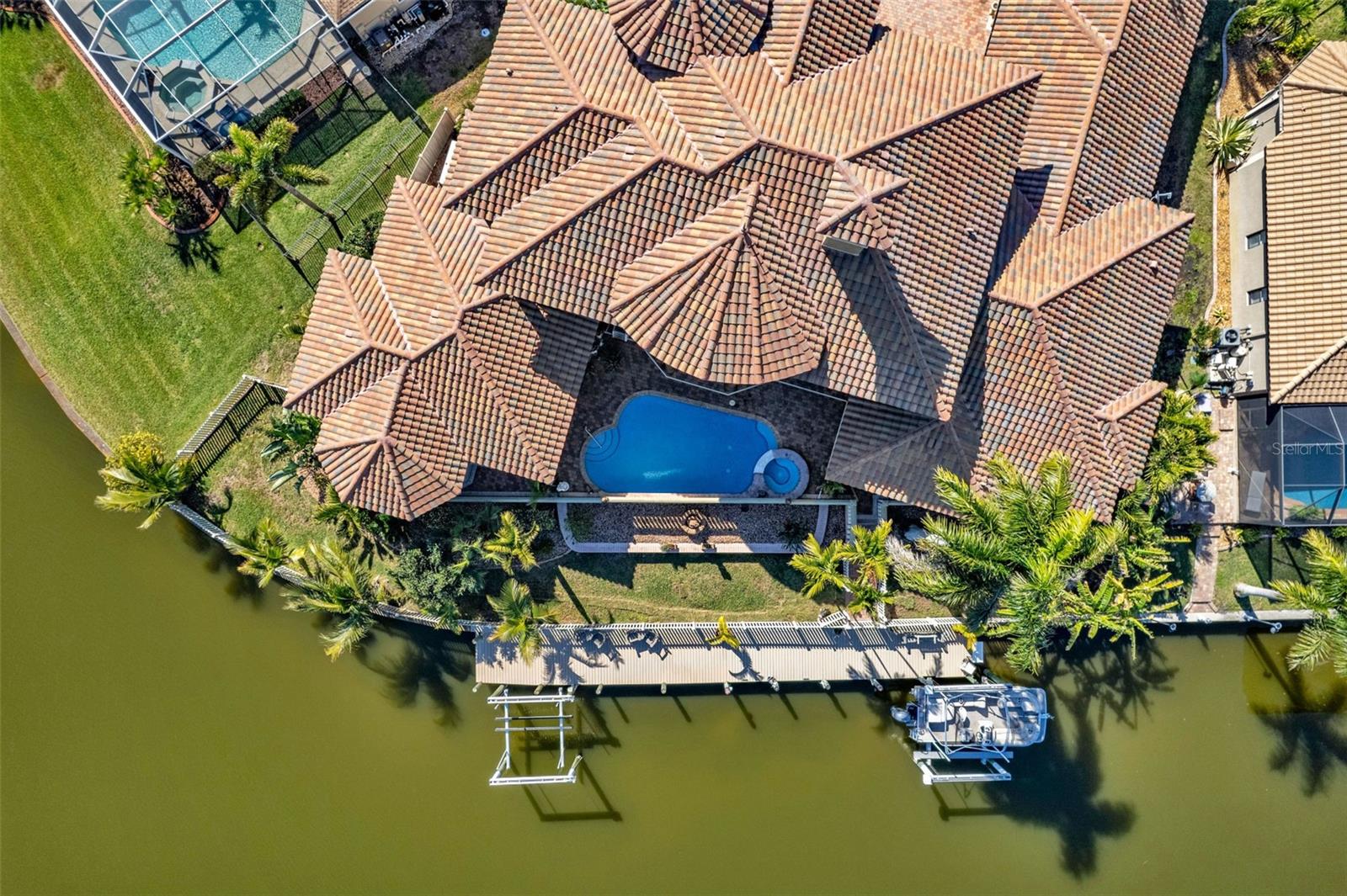 15196 LYNEBURG AVENUE