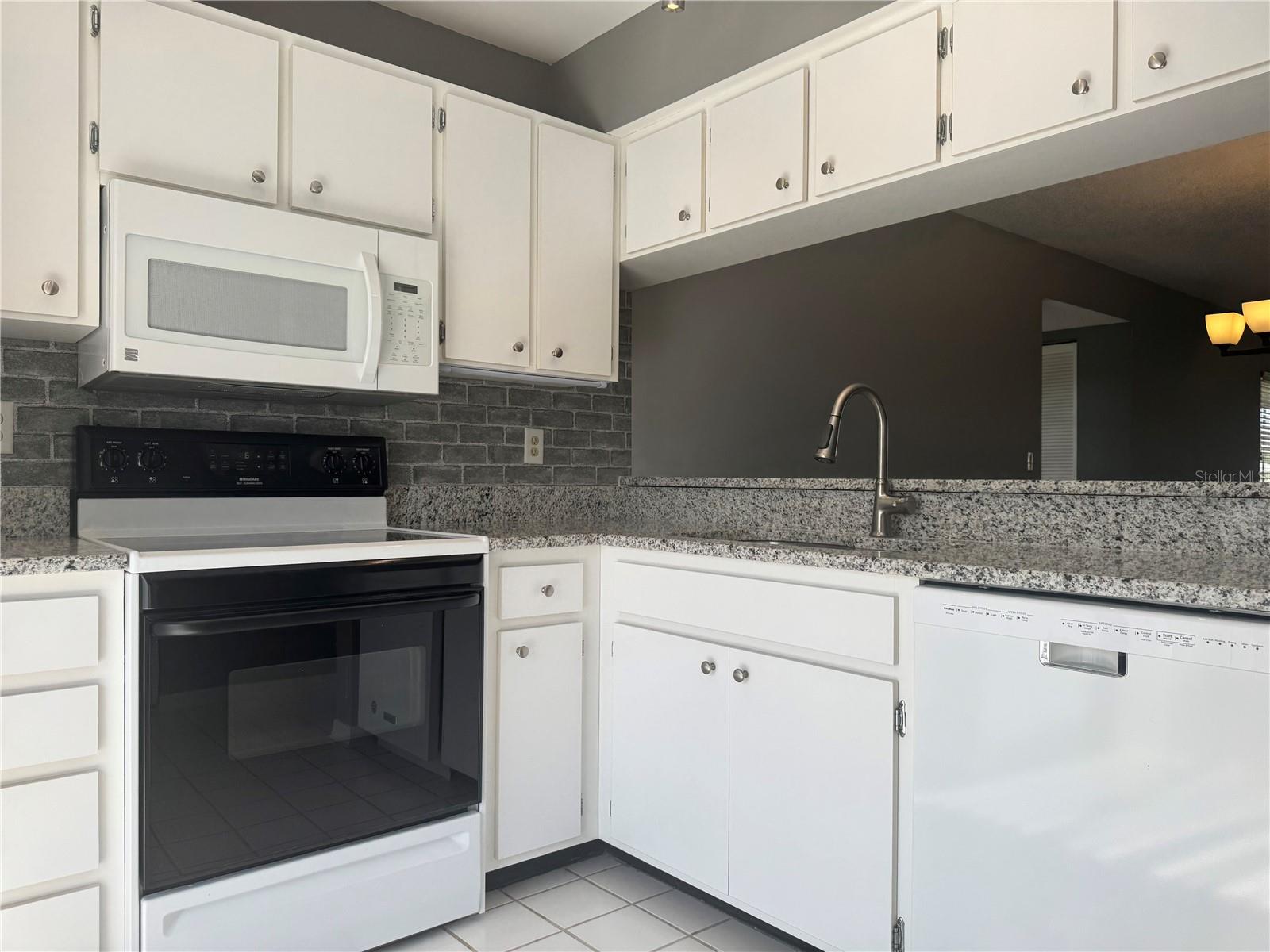 AUGUSTA VILLAS AT PLAN - Residential