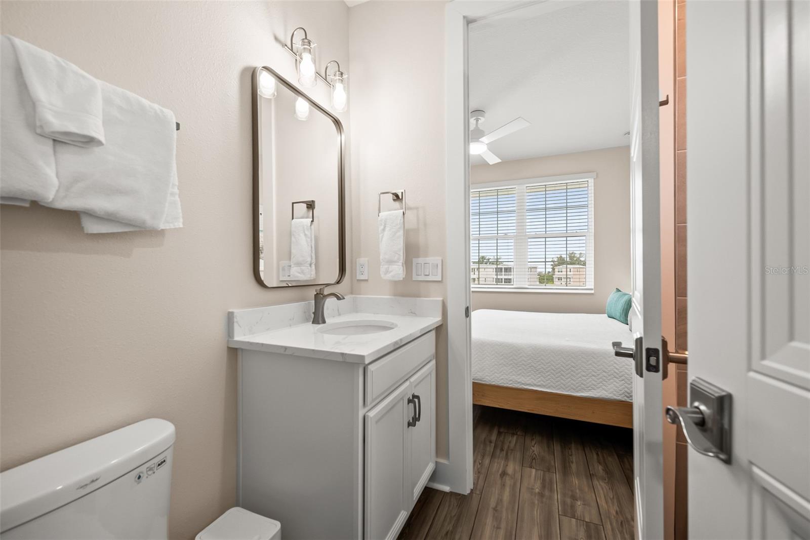 HUNTERS POINT - Residential