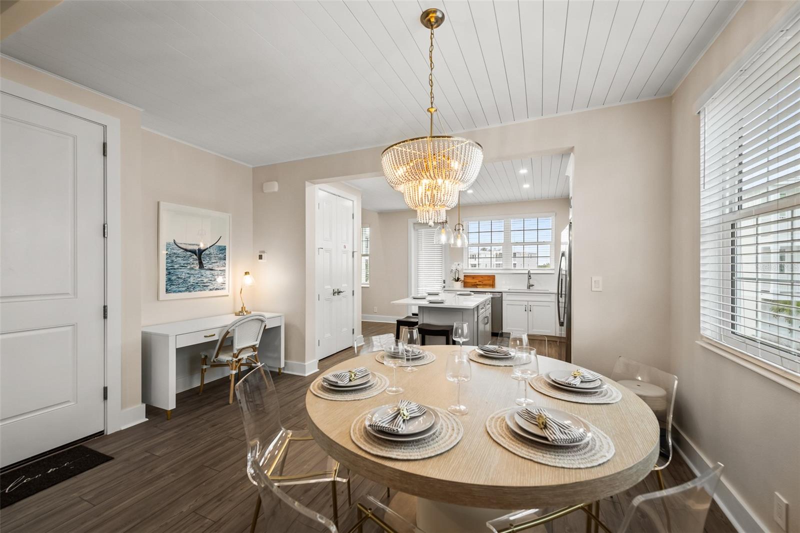 HUNTERS POINT - Residential