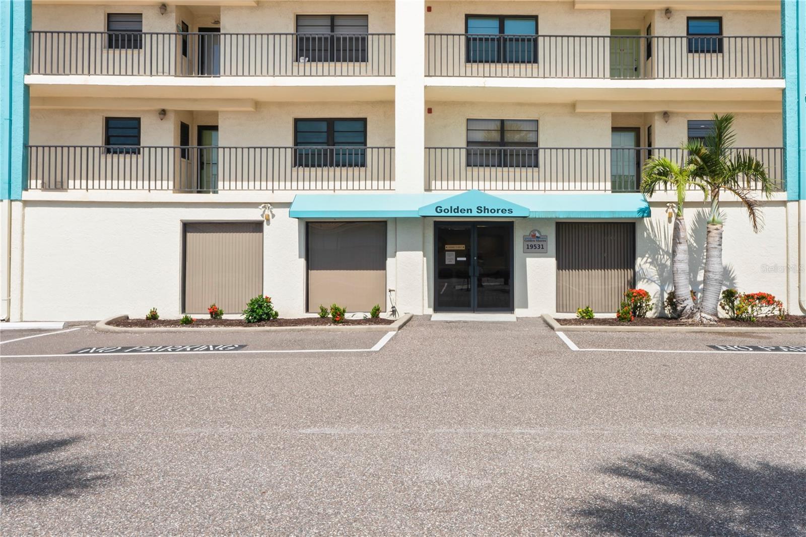 19531 GULF BOULEVARD 611
