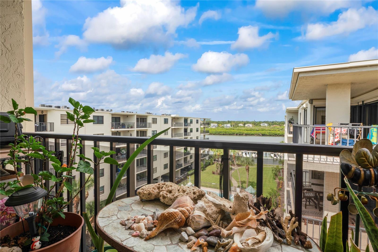 19531 GULF BOULEVARD 611