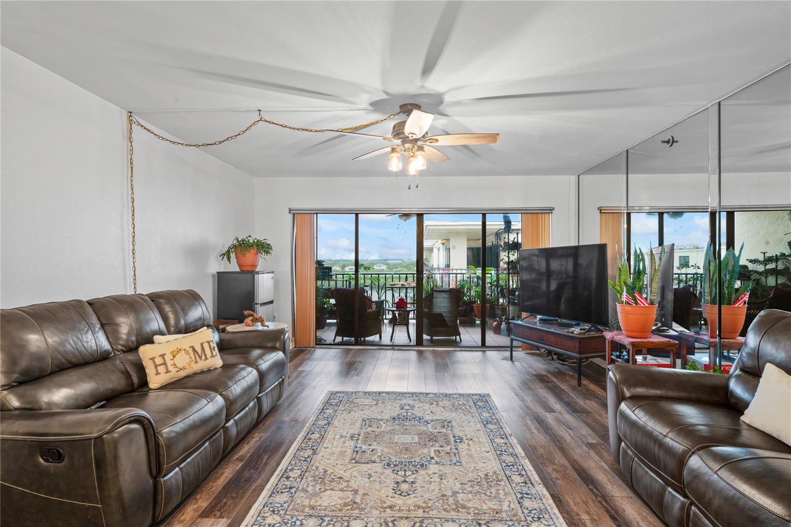 19531 GULF BOULEVARD 611