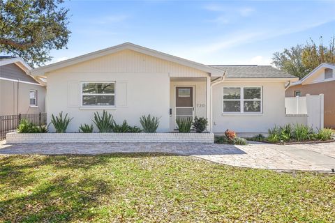 Photo of 720 43rd Avenue N, St Petersburg, FL 33703 (MLS # TB8475061)