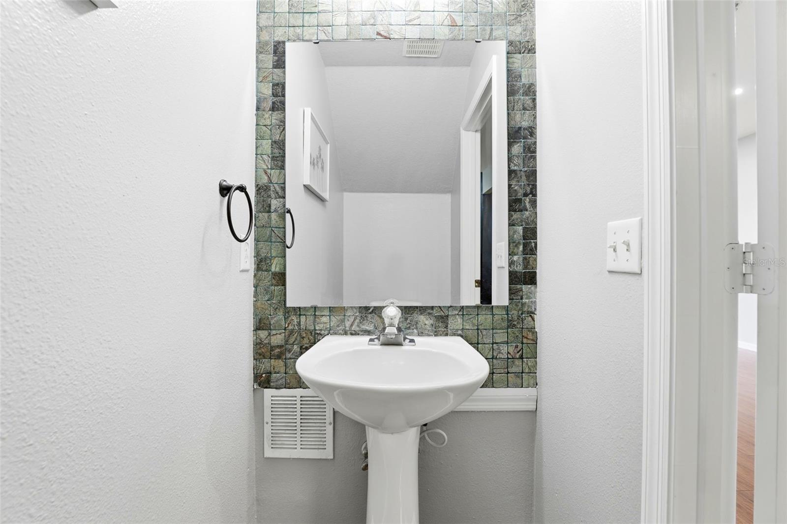 VISTAS/STONEBRIDGE PLACE PH 08 - Residential Lease