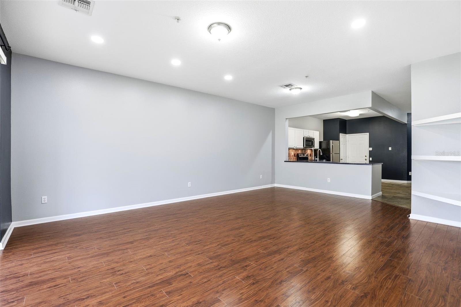 VISTAS/STONEBRIDGE PLACE PH 08 - Residential Lease