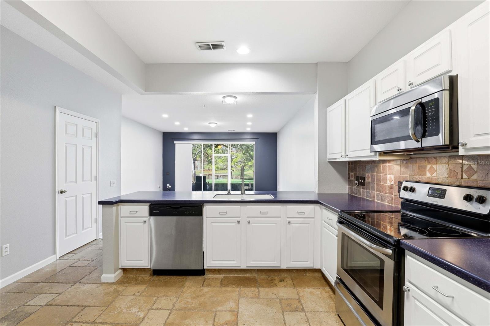 VISTAS/STONEBRIDGE PLACE PH 08 - Residential Lease