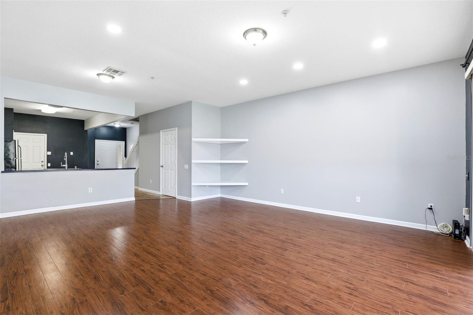 VISTAS/STONEBRIDGE PLACE PH 08 - Residential Lease